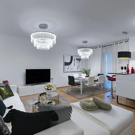 Elegant Apartment In Glyfada Athens Luaran gambar