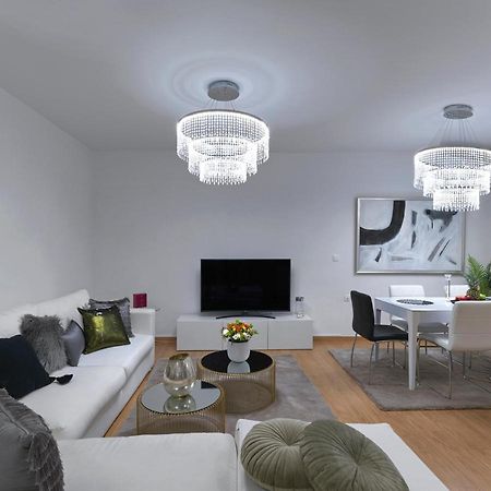 Elegant Apartment In Glyfada Athens Luaran gambar